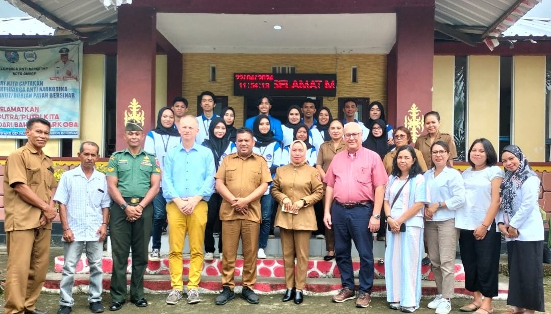 Foto Bersama Mahasiswa KKN Unpatti